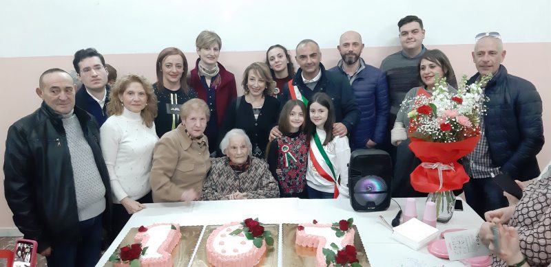 Bronte ha festeggiato i 107 anni di nonna Lucia Castiglione