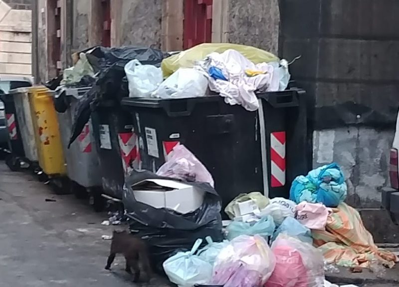 Raccolta rifiuti a Catania, gara deserta: la preoccupazione di Legambiente