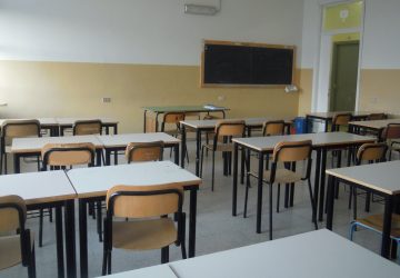 Catania, controlli antidroga nelle scuole: pizzicato studente-spacciatore