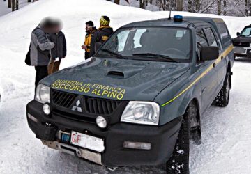Tre escursionisti bloccati dal maltempo sull'Etna salvati dai militari della GdF