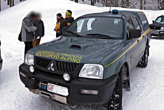 Tre escursionisti bloccati dal maltempo sull’Etna salvati dai militari della GdF