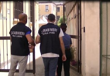 Blitz in casa di riposo a Catania, 7 lavoratori su 15 percepivano reddito di cittadinanza: denunciati VIDEO