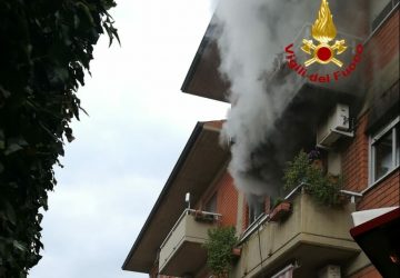San Giovanni la Punta, tragedia in un alloggio andato a fuoco: morta anziana