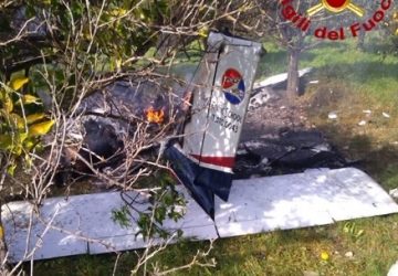 Lentini, precipita un piccolo velivolo: due morti