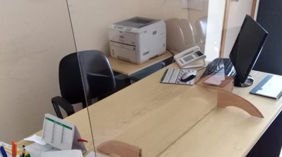 Giarre, su richiesta di Cgil Fp installati al Sert pannelli negli uffici front office