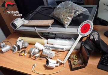 Catania, spacciava &ldquo;erba&rdquo; protetto dalle telecamere: un arresto a San Cristoforo