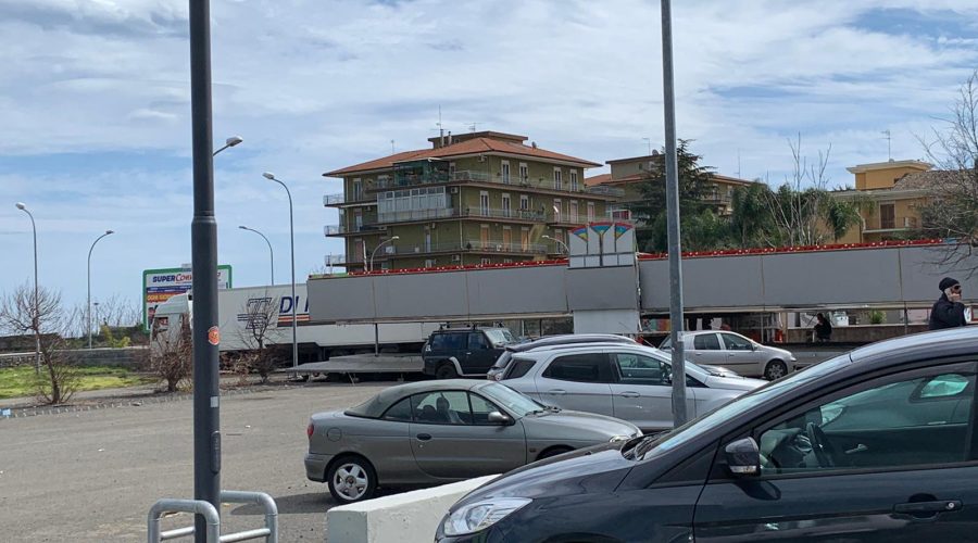 Giarre e coronavirus, revocata l’autorizzazione per il luna park di corso Messina