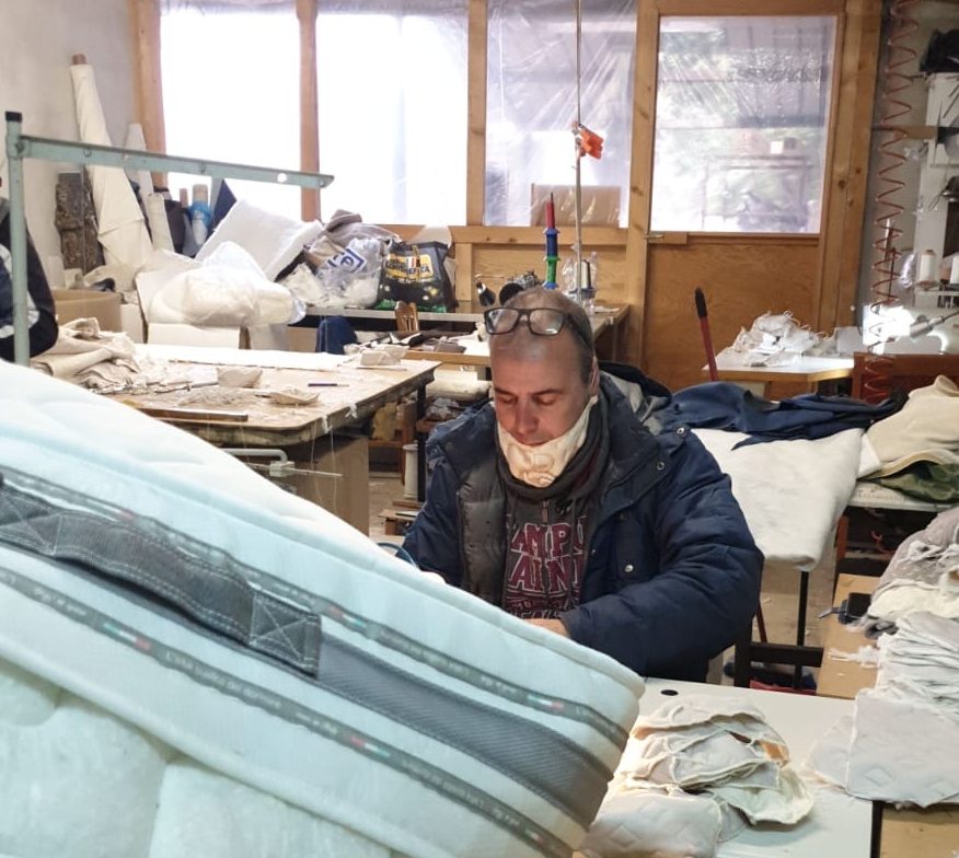 Giarre, la storica ditta Trovato avvia produzione di mascherine e le dona