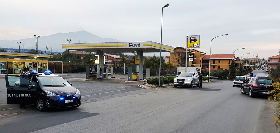 Controlli dei Cc nell’Acese: 18 denunce per inosservanza delle misure anti coronavirus