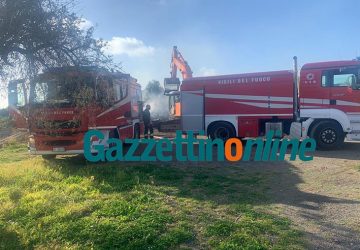 Giarre, incendio in contrada Rovettazzo: intervento dei vigili del fuoco VIDEO