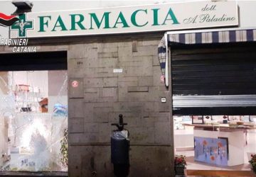 Biancavilla, tenta &ldquo;spaccata&rdquo; in farmacia con l&rsquo;auto rubata: arrestato