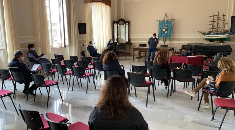 Riposto, vertice del Centro Operativo Comunale. Il punto su buoni spesa e assistenza solidale