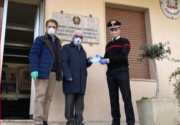 Giarre, Rotary dona ai carabinieri 100 mascherine