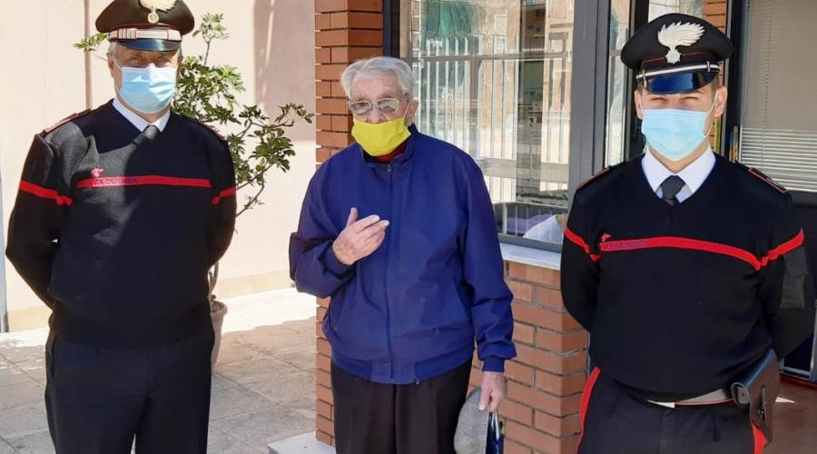 Catania, carabinieri postini, recapitata pensione a 75enne