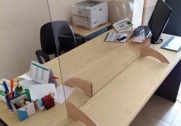 Asp Giarre, su sollecitazione della Cgil, barriere anti-droplets a tutela dei lavoratori