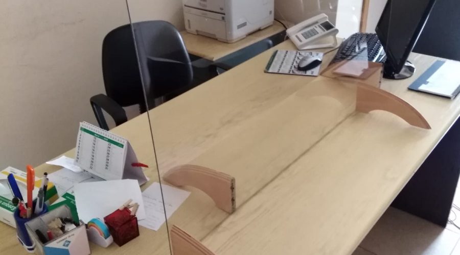 Asp Giarre, su sollecitazione della Cgil, barriere anti-droplets a tutela dei lavoratori