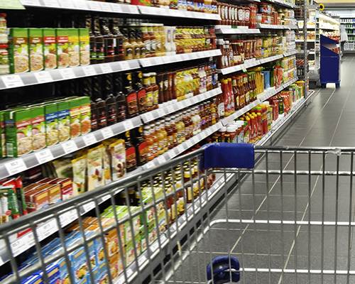 Coronavirus, caro prezzi e speculazioni: l’appello dei sindacati e delle associazioni di consumatori