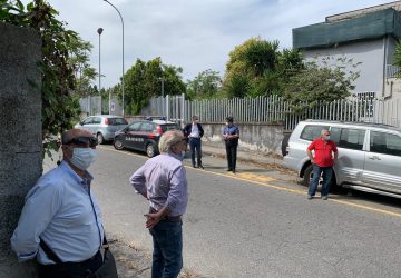 Caserma dei Cc di Macchia di Giarre, gi&ugrave; il sipario