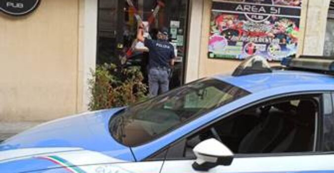 Catania, la polizia chiude il pub “Area 51”