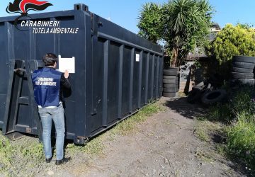 Santa Venerina, Carabinieri del Noe sequestrano area adibita a discarica sottoposta a vincolo paesaggistico