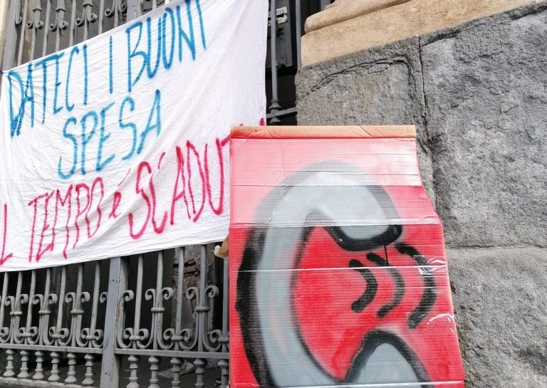Coronavirus, buoni spesa a Catania: scatta la protesta degli “esclusi”