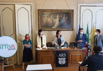 "Attiva Sicilia" &egrave; il nuovo gruppo Ars formato da ex M5S. La replica degli ex colleghi: "Dovevano dimettersi"