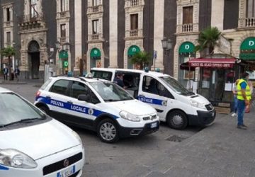 Catania, multe della polizia locale per mancato uso della mascherina