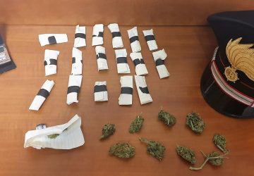 Acireale, nascondeva la marijuana in casa: arrestato