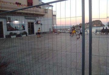 Piazza Luchino Visconti ad Aci Trezza: le precisazioni dell'assessore Danubio