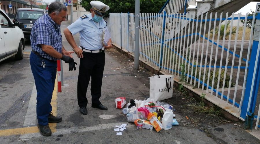 Fondachello, controlli a tappeto anti sporcaccioni VIDEO