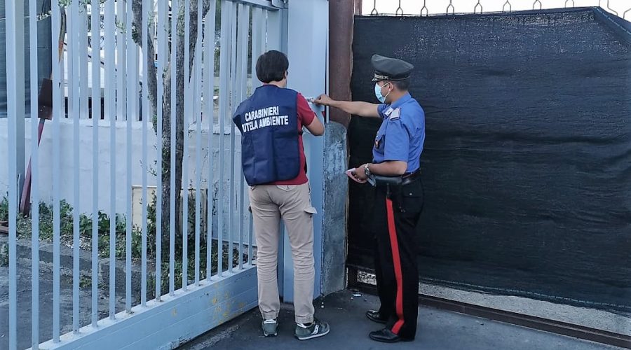 San Gregorio, sequestrato un autolavaggio abusivo:tre le persone denunciate