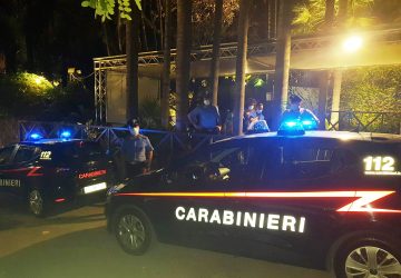 Aci Castello, movida &ldquo;affollata&rdquo; al Banacher: disposta la chiusura del noto locale per 5 giorni