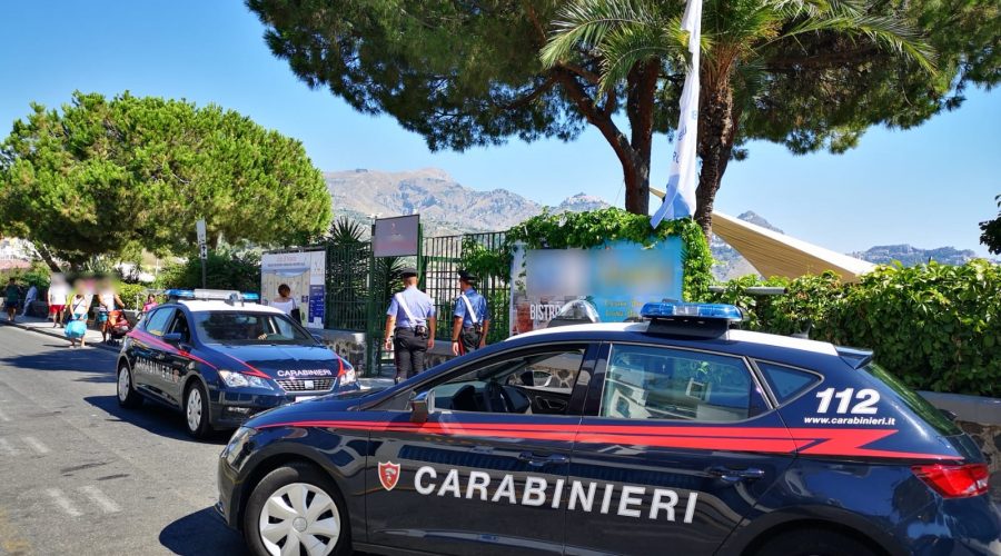 Giardini Naxos, carabinieri individuano una banda dedita ai furti su autovetture. Scoperti 5 furti e recuperata la refurtiva