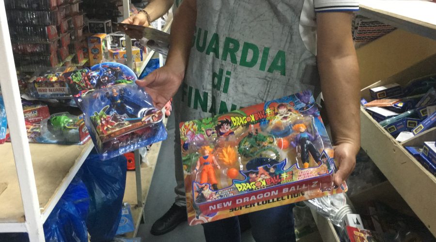 Catania: sequestrati oltre 12 mila tra giocattoli e dispositivi medici contraffatti e non sicuri