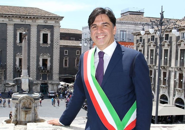 Gradimento sindaci, Pogliese fanalino di coda. Bene invece De Luca (Messina)