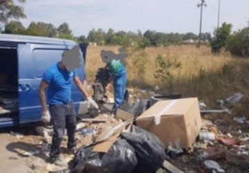 Catania, rifiuti scaricati in Oasi del Simeto: due deunciati
