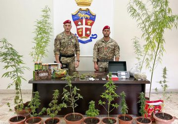 Patern&ograve;, terrazzo con vista &ldquo;stupefacente&rdquo;: arrestato pusher