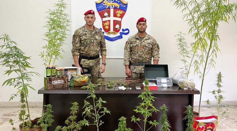 Paternò, terrazzo con vista “stupefacente”: arrestato pusher