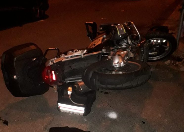 Riposto, collisione fra suv e moto: un ferito