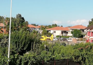 Mascali, incidente a Fondachello. Ferito motociclista