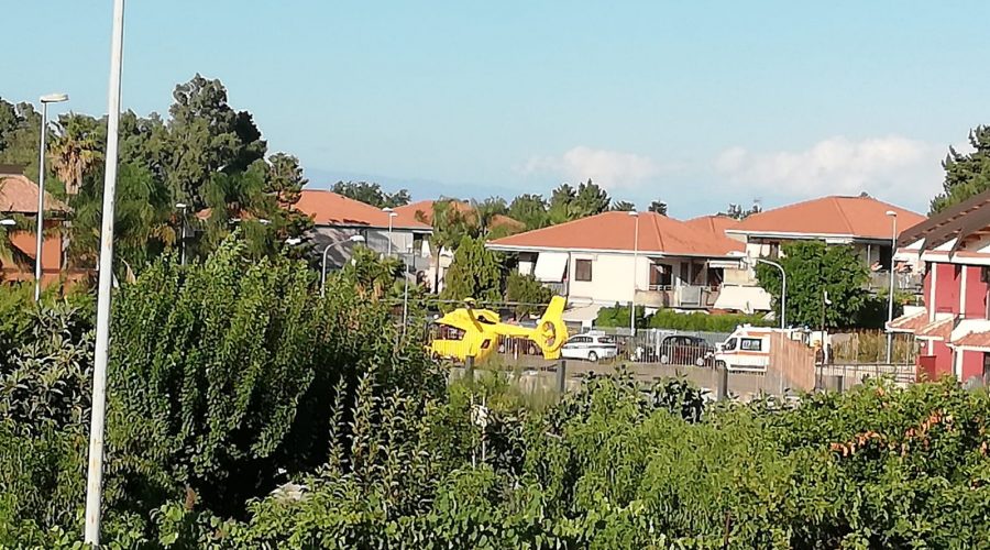 Mascali, incidente a Fondachello. Ferito motociclista