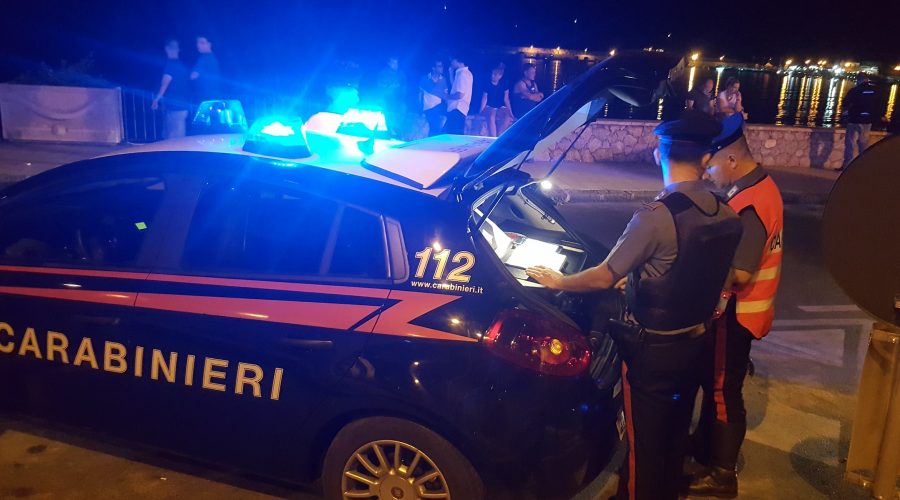 Giardini Naxos, controlli a tappeto dei carabinieri: arrestata spacciatrice di cocaina