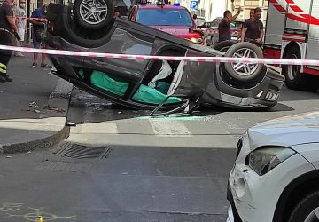 Catania, grave incidente in via Umberto: intervento dei Vigili del fuoco