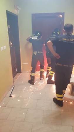 Catania, controlli antidtroga a Librino. Perquisizioni a tappeto