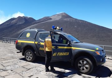 Soccorsi due ciclisti sulla pista altomontana nel versante Nord-Ovest dell'Etna
