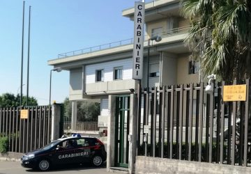 Viagrande, costringe i genitori a fuggire via da casa: le avevano concesso di scontare gli arresti domiciliari