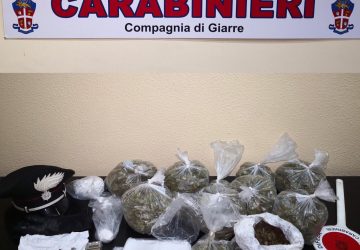 Giarre, colpo grosso dei carabinieri: scoperto un minimarket della droga. Un arresto