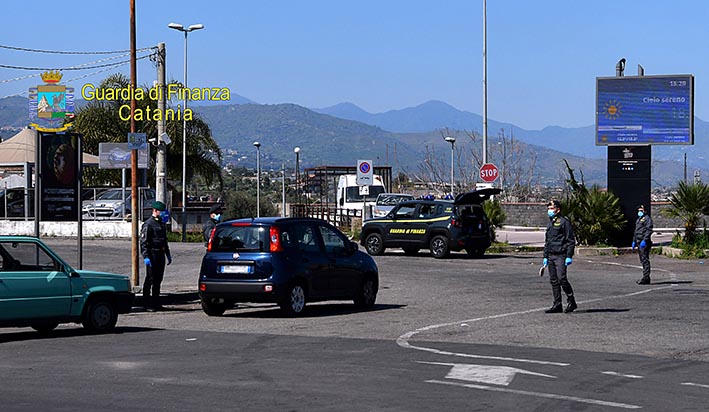 Controlli serrati della Gdf: pioggia di sanzioni per violazioni alle norme anticontagio