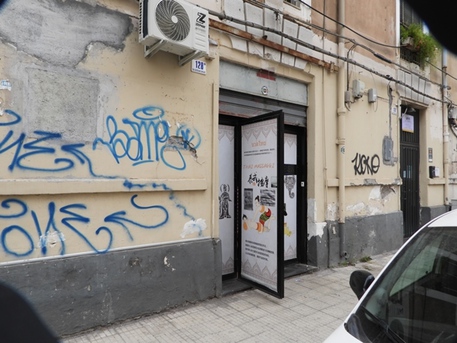 Catania, centri massaggi a luci rosse gestiti da cinesi: due arresti