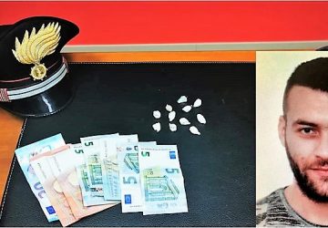 Catania, tuta maculata svela il pusher: arrestato in piazza Mancini Battaglia